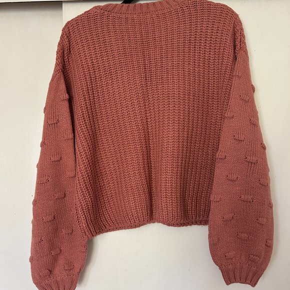 sweater - Picture 4 of 5